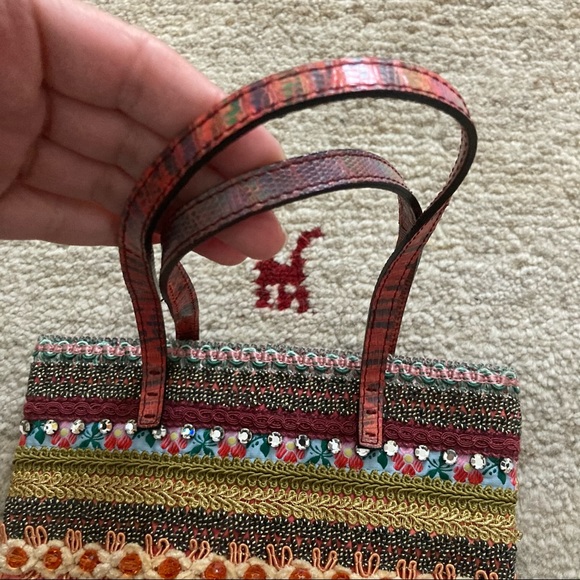 AUTH FENDI VINTAGE TAPESTRY FLORAL BEADED TEXTURED JEWELED SNAKE MINI TOTE BAG!! - Picture 14 of 14